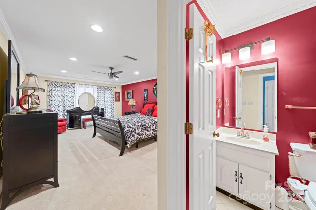 a kitchen that has a lot of cabinets