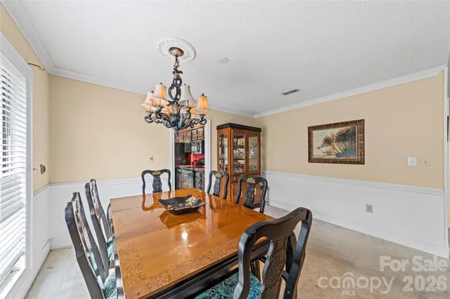 a kitchen that has a lot of cabinets