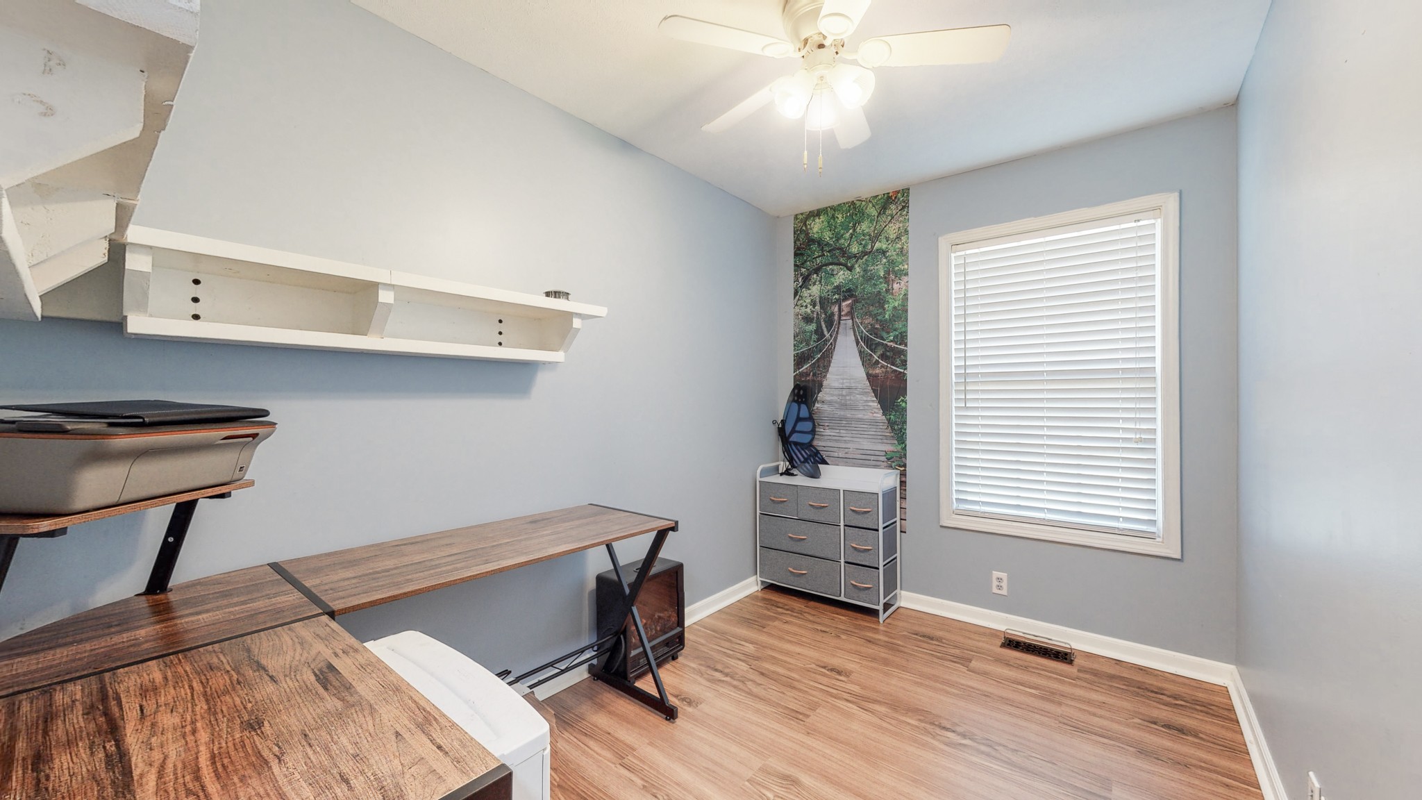 250 Hugh Hunter Road Oak Grove, KY 42262 - Photo 13 of 33 a room with furniture and a window