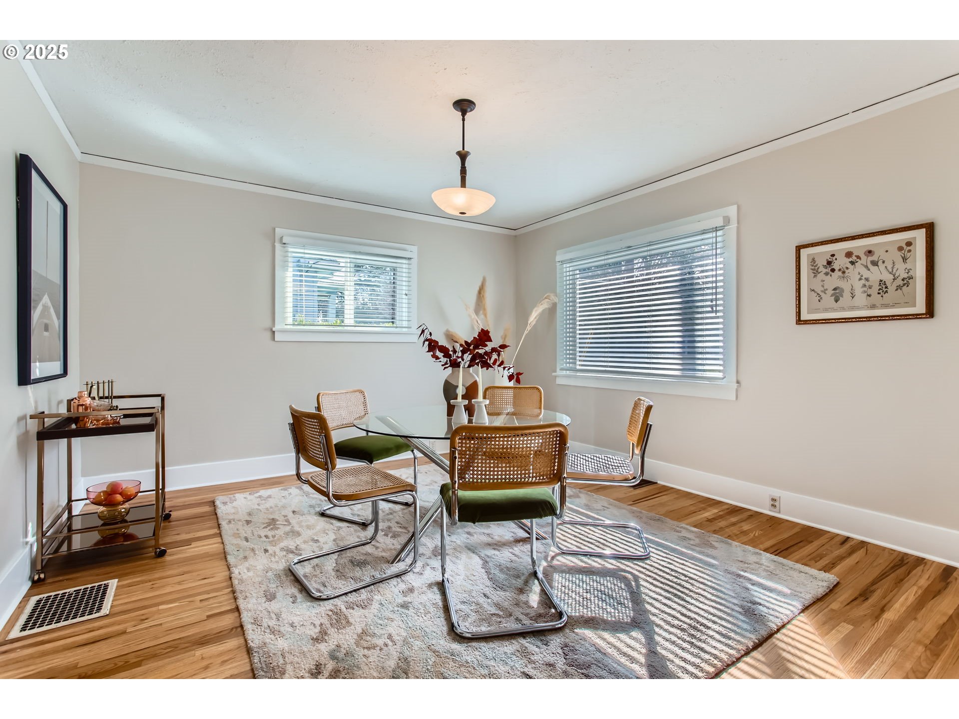 2827 Southwest Custer Street Portland, OR 97219 - Photo 8 of 30 Dining Room