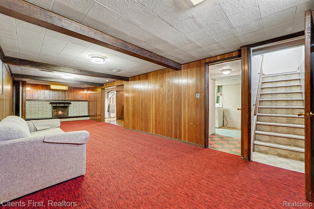 22952 Tuck Road Farmington, MI 48336 - Photo 19 of 29 Gallery Image 19