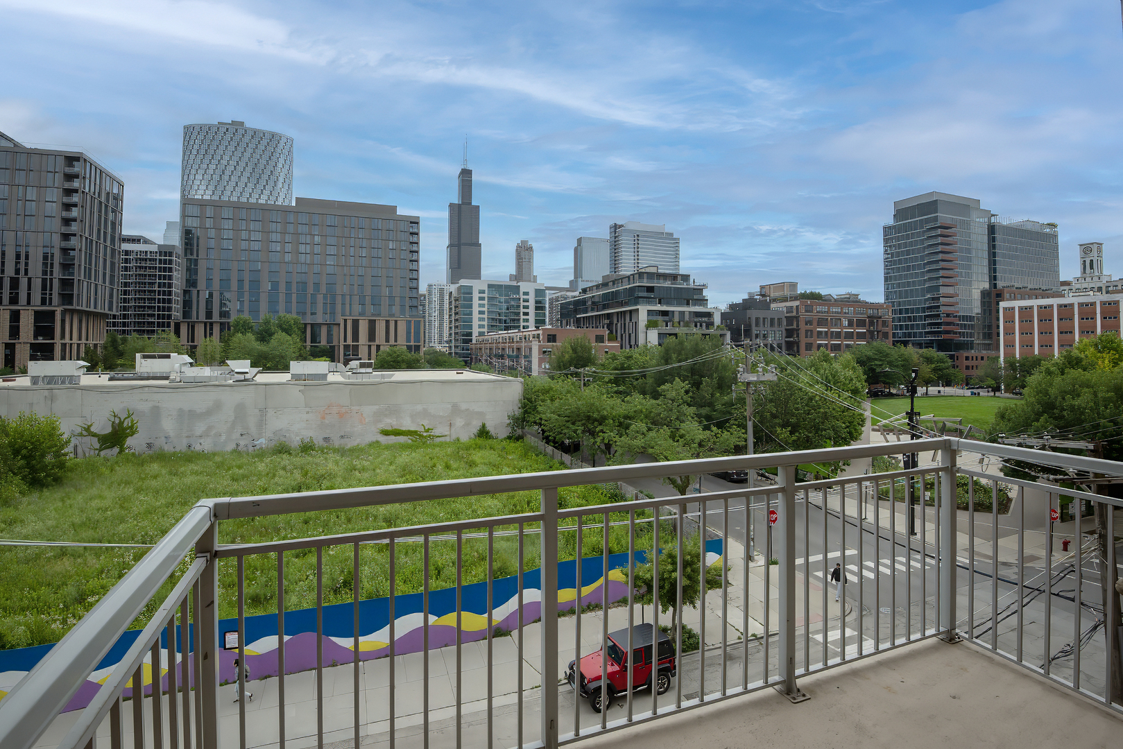950 West Monroe Street, Unit 402 Chicago, IL 60607 - Photo 29 of 33