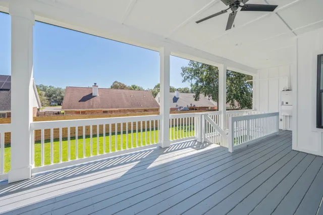 $949,999 | 22 Shalimar Drive, Shalimar, FL 32579