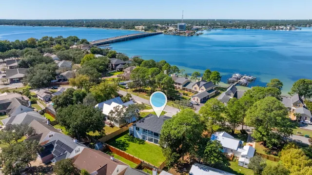 $949,999 | 22 Shalimar Drive, Shalimar, FL 32579