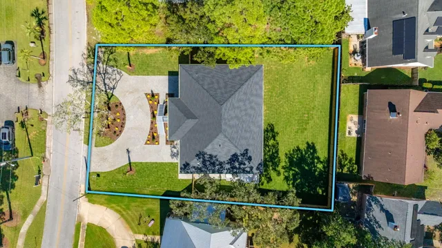 $949,999 | 22 Shalimar Drive, Shalimar, FL 32579