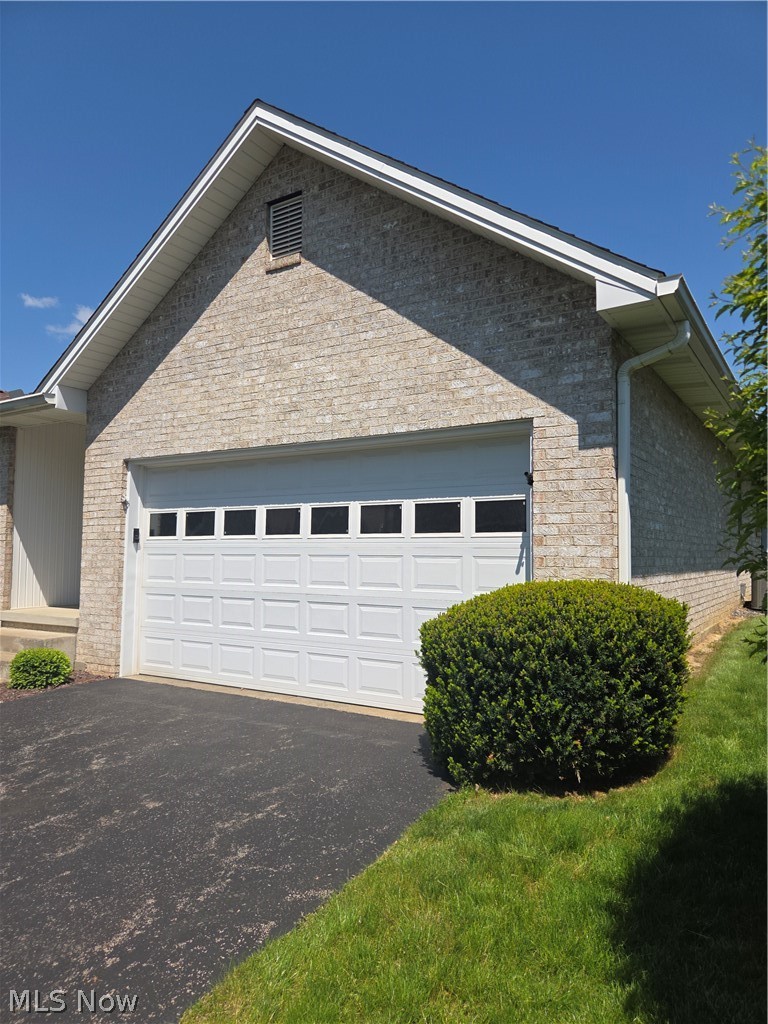 193 Mathews Road Youngstown, OH 44512 - Photo 6 of 50