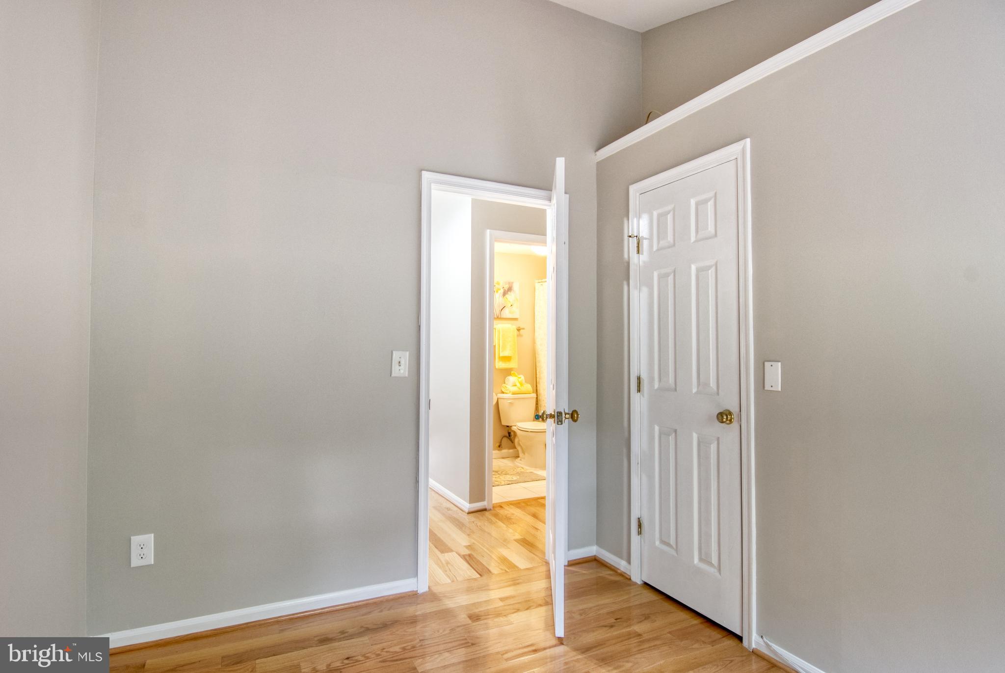 45412 Gable Square Sterling, VA 20164 - Photo 23 of 36 Bedroom 2 with Vaulted Ceilings