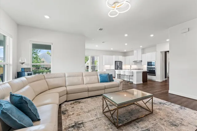 $6,800 | 21 Cassena Grove Place, Tomball, TX 77375