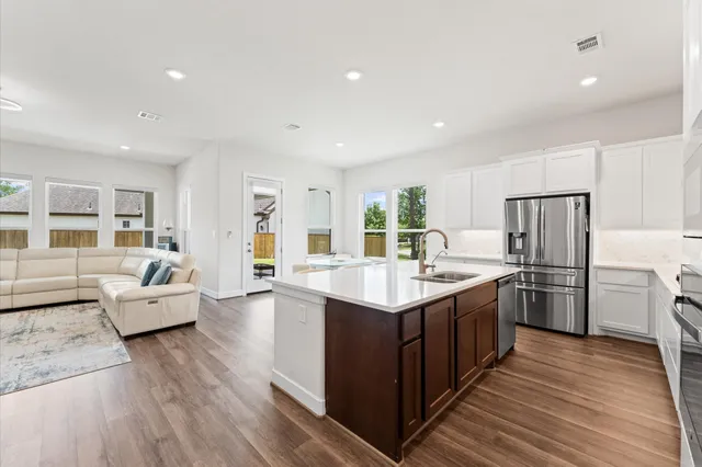 $6,800 | 21 Cassena Grove Place, Tomball, TX 77375