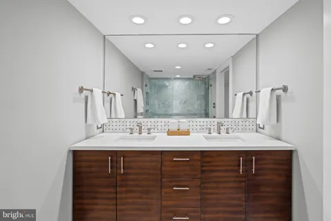 $675,000 | 1726 17th Street Northwest, Unit B1, Washington, DC 20009