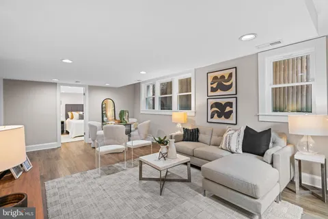 $675,000 | 1726 17th Street Northwest, Unit B1, Washington, DC 20009