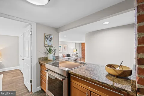 $675,000 | 1726 17th Street Northwest, Unit B1, Washington, DC 20009