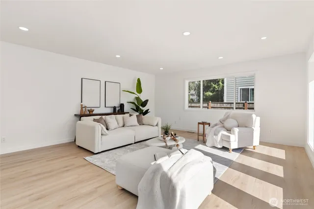 a view of a tennis court