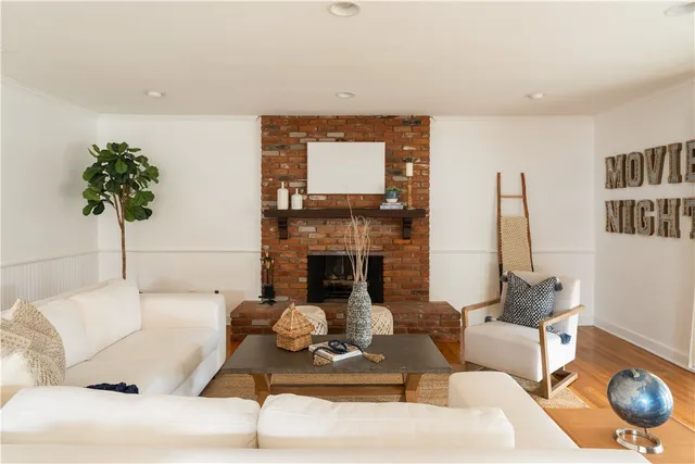 $1,090,000 | 4808 Graywood Avenue, Long Beach, CA 90808