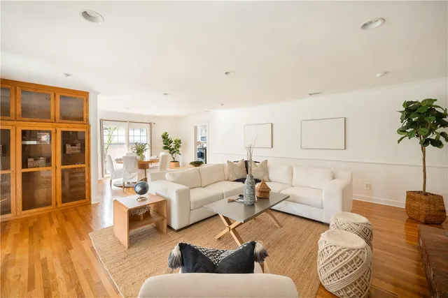 $1,090,000 | 4808 Graywood Avenue, Long Beach, CA 90808