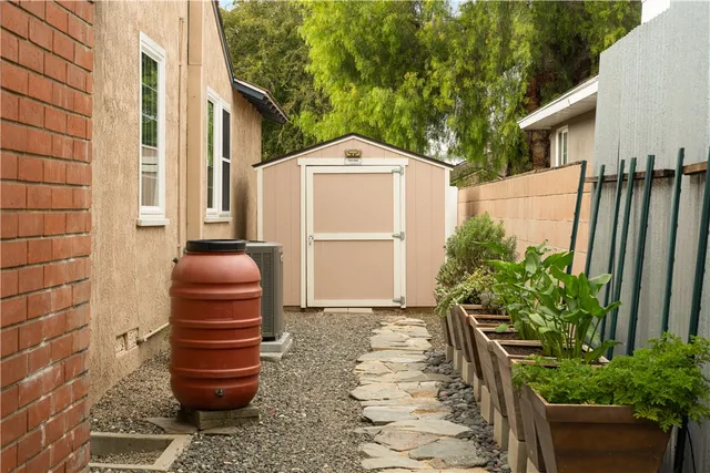 $1,090,000 | 4808 Graywood Avenue, Long Beach, CA 90808