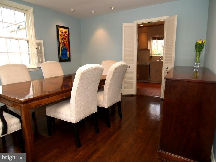 1242 Knox Road Wynnewood, PA 19096 - Photo 5 of 25 Gallery Image 5