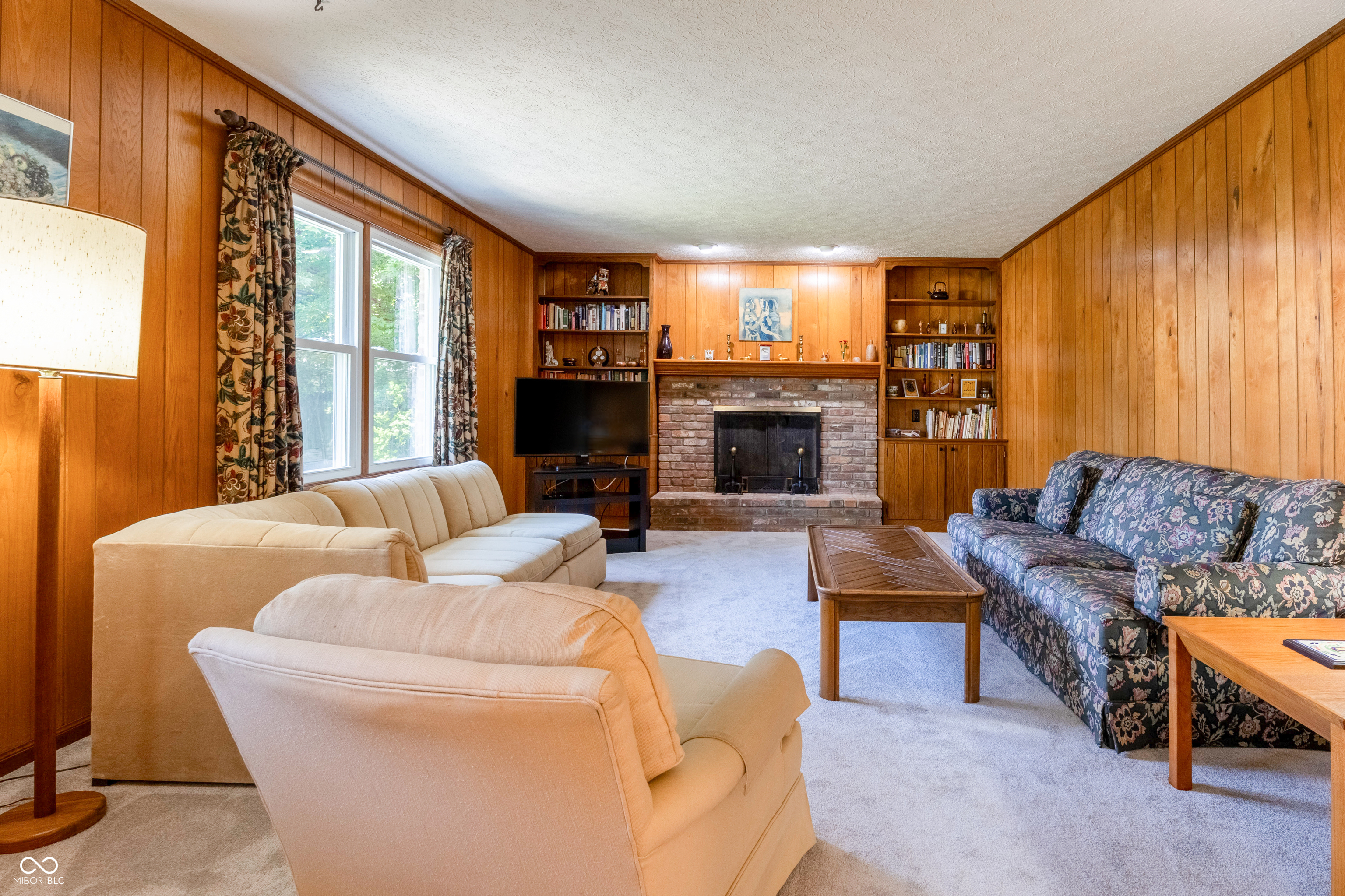 1036 Goldfinch Road Columbus, IN 47203 - Photo 14 of 43 Gallery Image 14