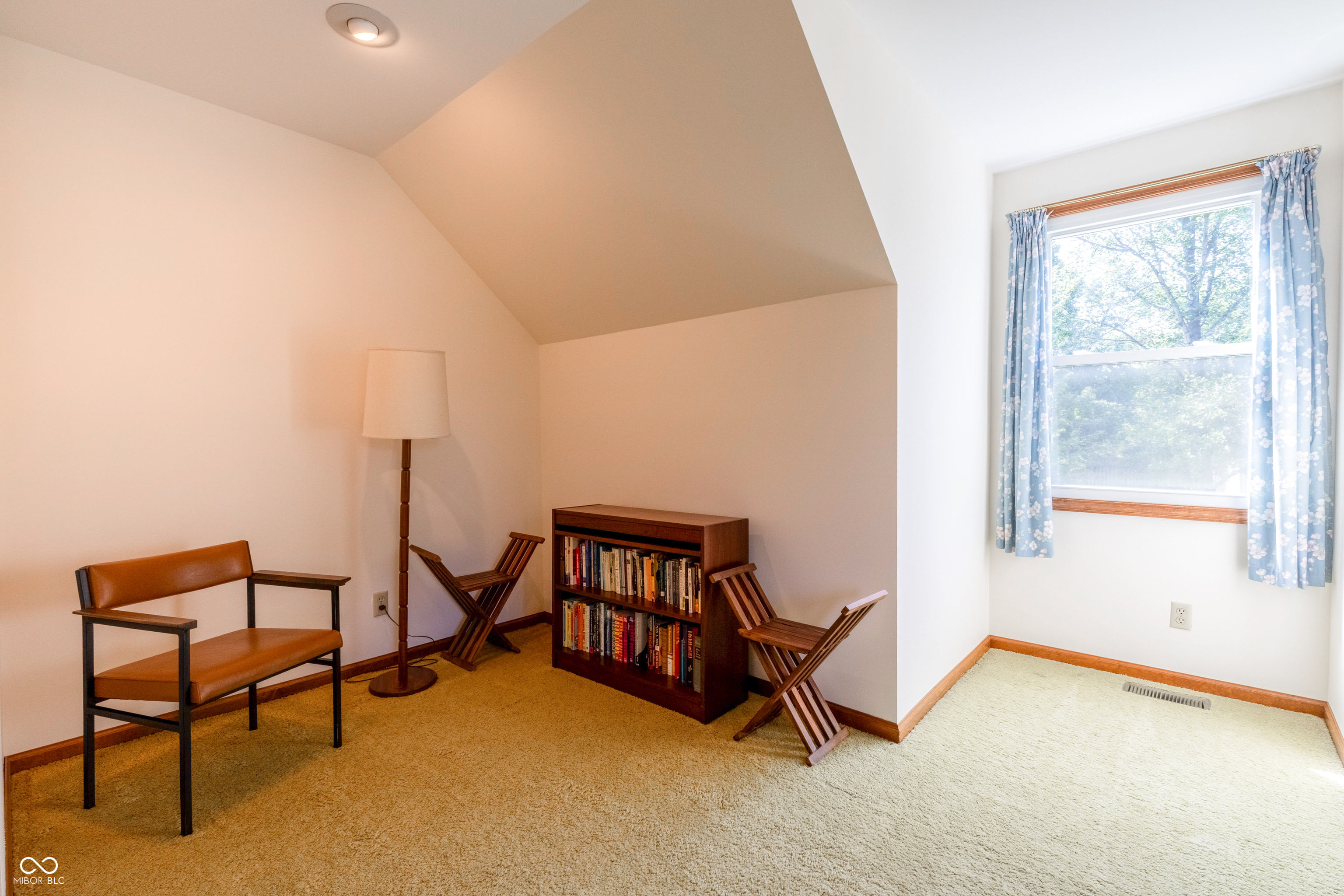 1036 Goldfinch Road Columbus, IN 47203 - Photo 28 of 43 Gallery Image 28