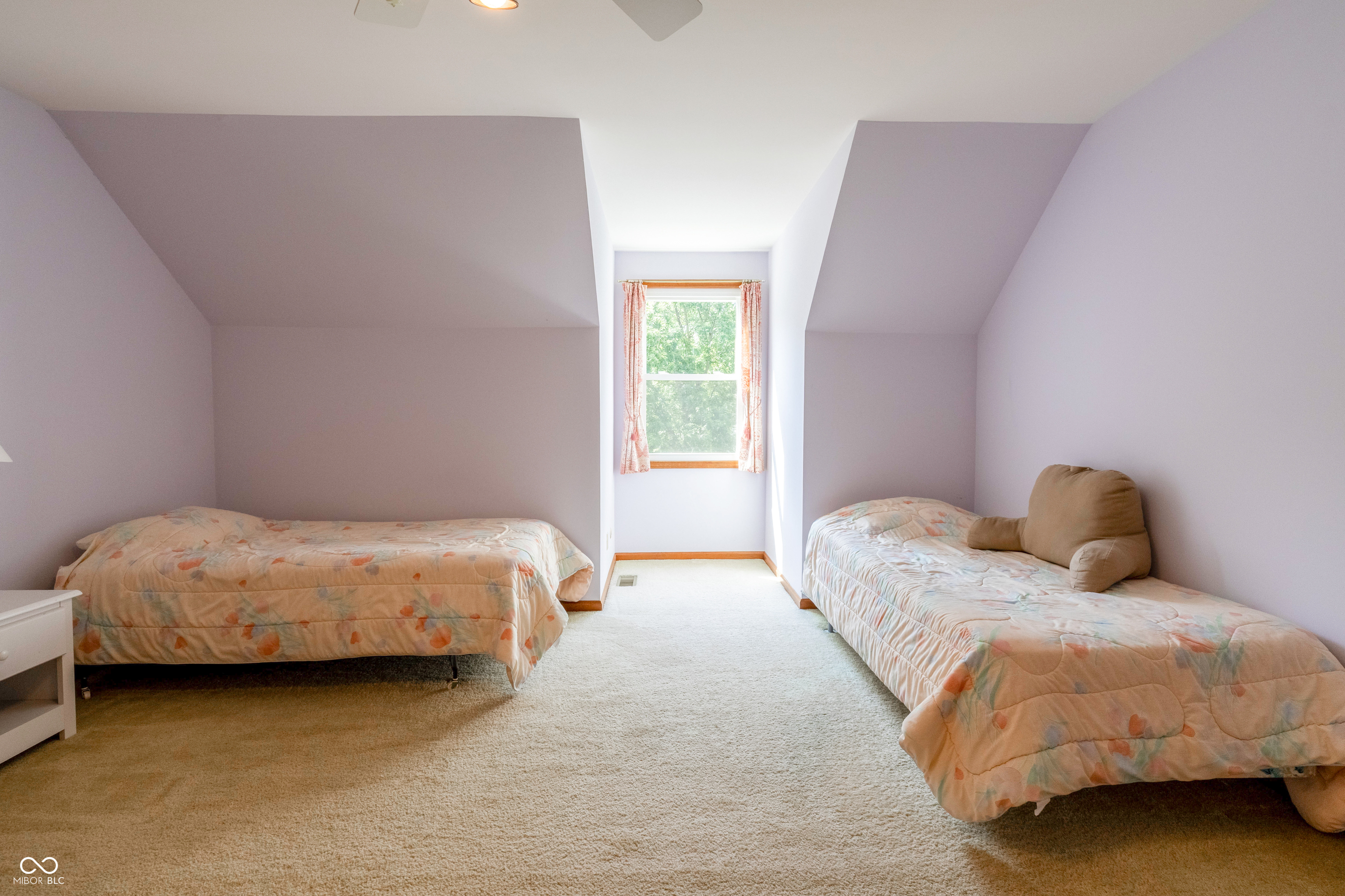 1036 Goldfinch Road Columbus, IN 47203 - Photo 36 of 43 Gallery Image 36