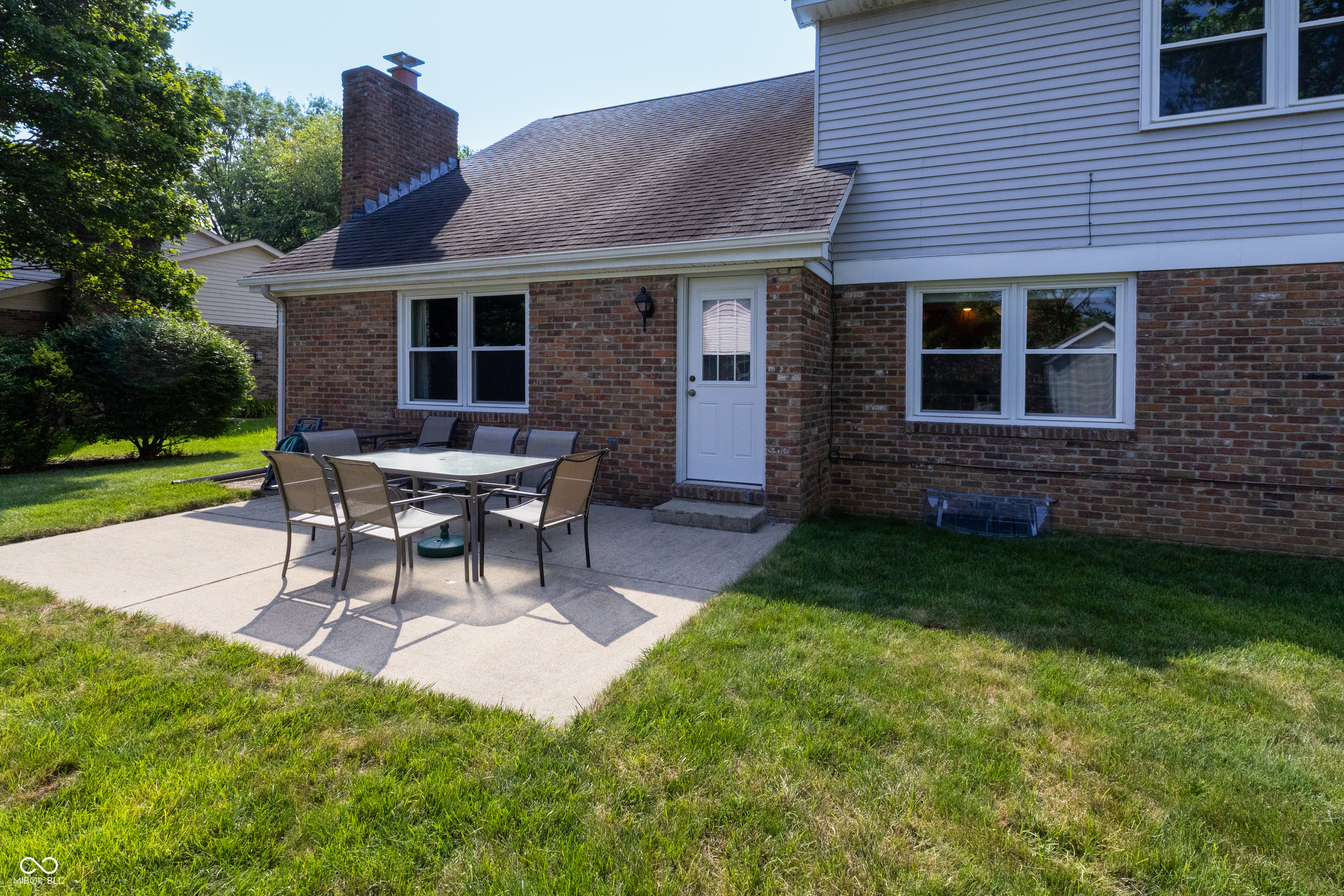 1036 Goldfinch Road Columbus, IN 47203 - Photo 42 of 43 Gallery Image 42