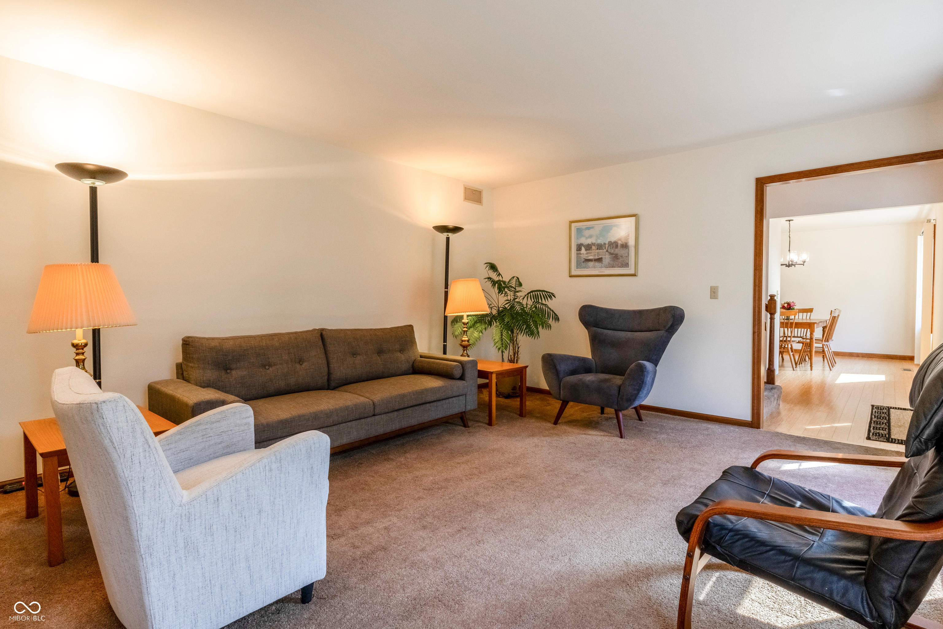 1036 Goldfinch Road Columbus, IN 47203 - Photo 6 of 43 Gallery Image 6