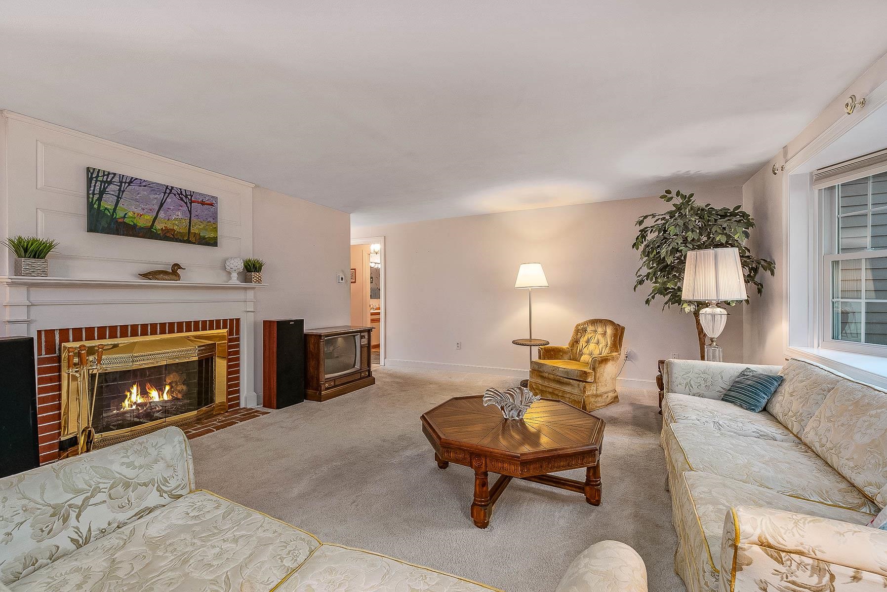 3 Lexington Avenue Exeter, NH 03833 - Photo 3 of 31 Gallery Image 3