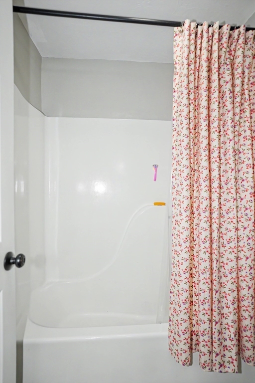 113 Ridgefield Circle, Unit C Clinton, MA 01510 - Photo 22 of 30
