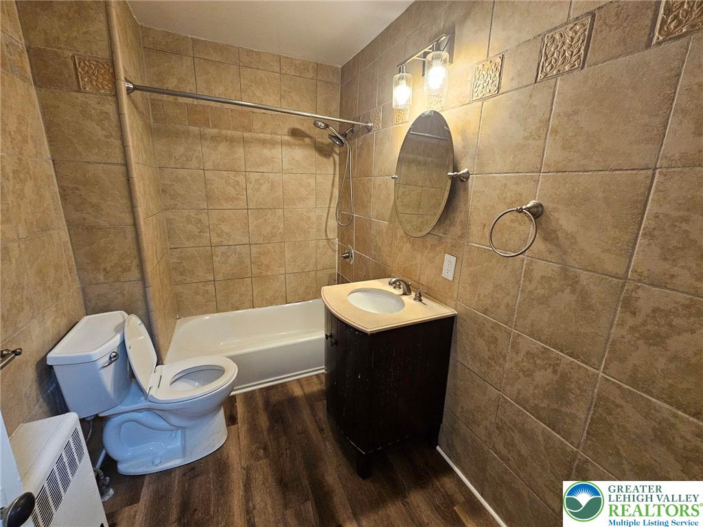 321 Washington Street Walnutport, PA 18088 - Photo 10 of 14 a bathroom with a sink toilet and shower