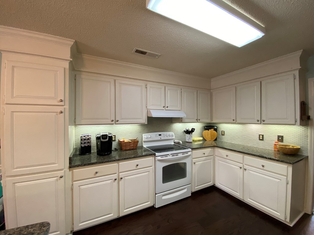 2005 Golfair Road Sumter, SC 29154 - Photo 9 of 54 Gallery Image 9