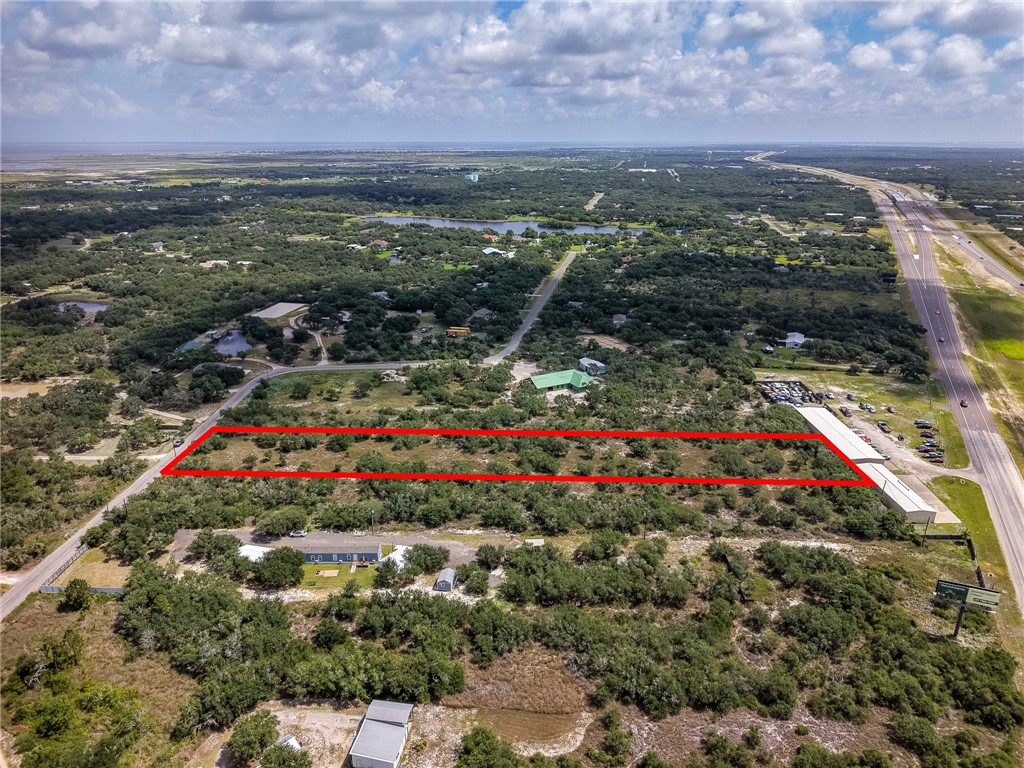 814 Holly Road Rockport, TX 78382 - Photo 7 of 10