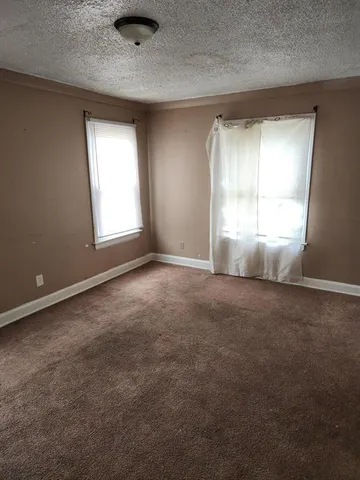 $900 | 20529 Irvington Street, Highland Park, MI 48203