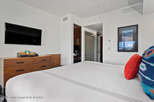 $1,575,000 | 3335 Village Drive, Unit 519, Teton Village, WY 83025