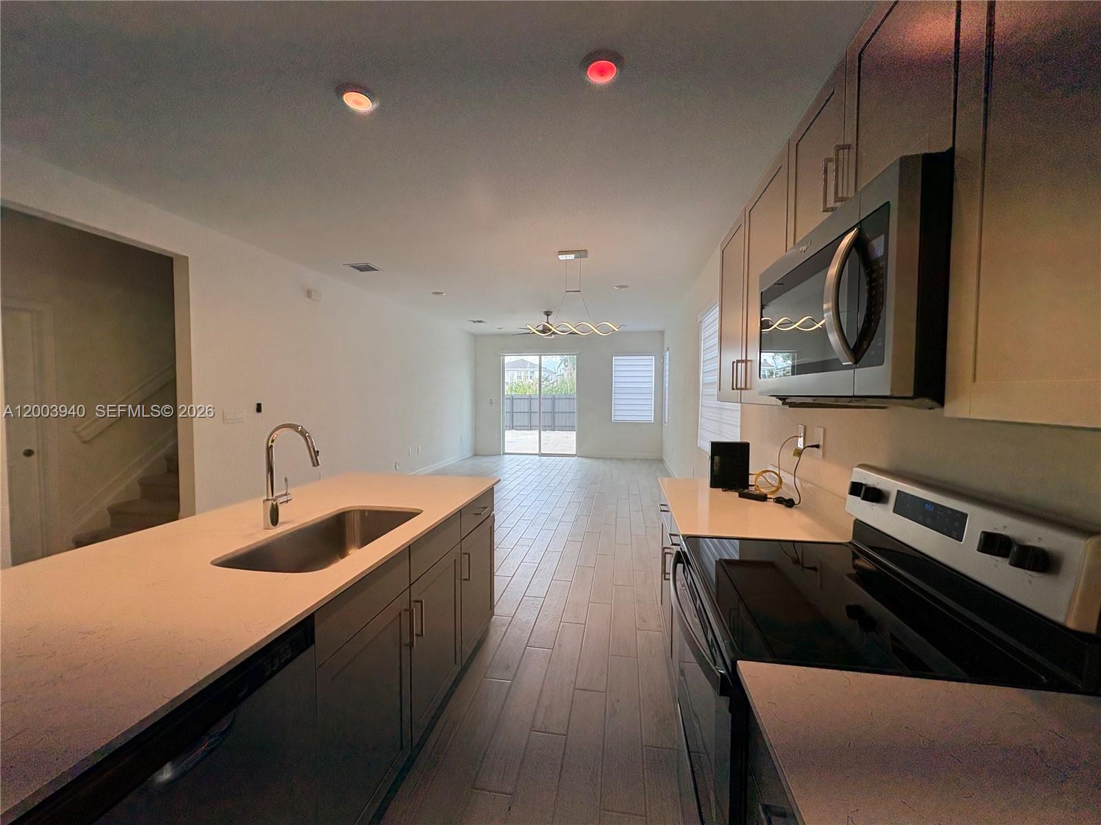 12948 Southwest 265th Terrace Homestead, FL 33032 - Photo 12 of 31