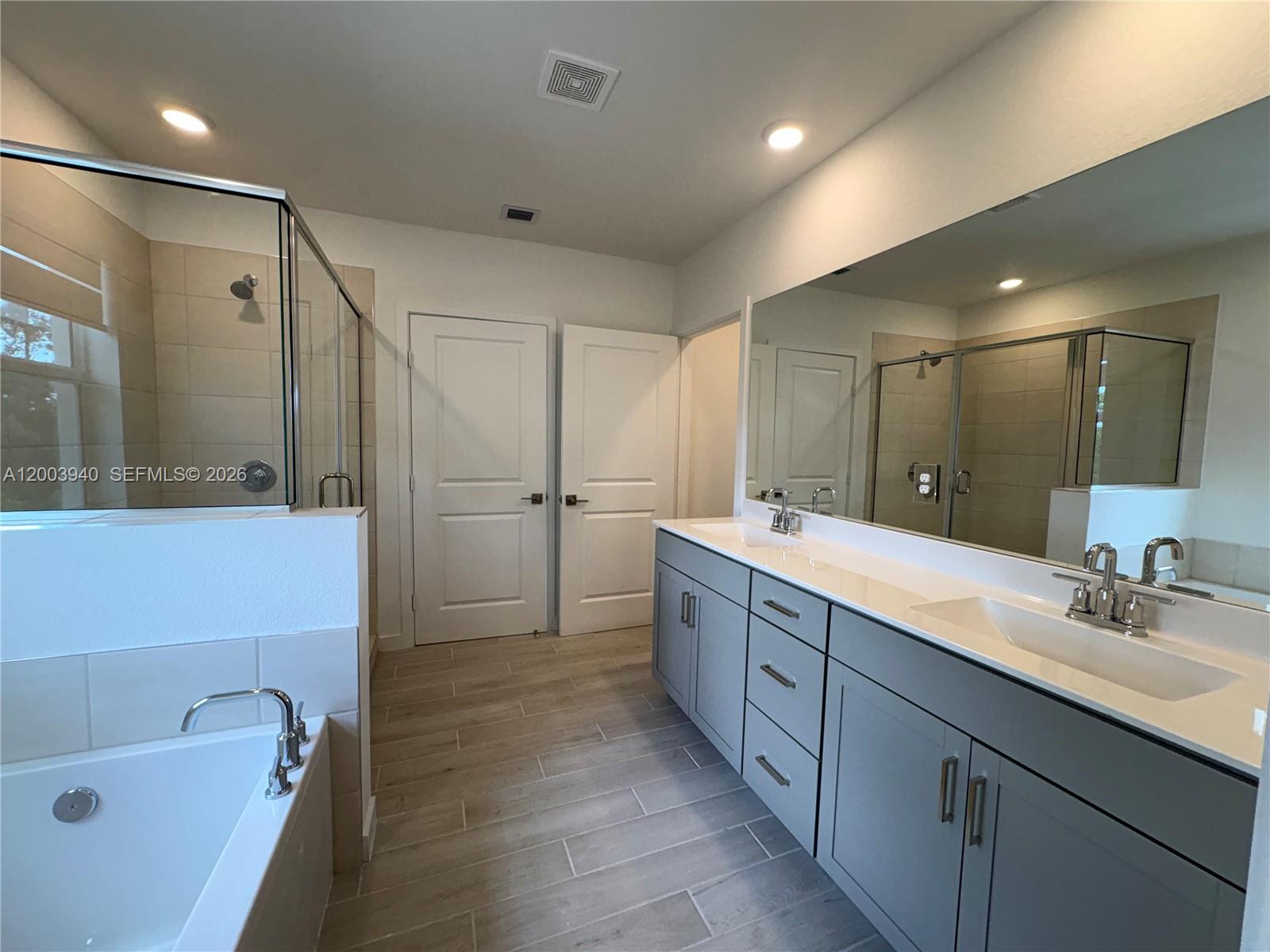 12948 Southwest 265th Terrace Homestead, FL 33032 - Photo 17 of 31