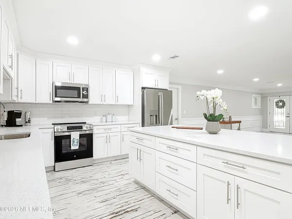 $779,900 | 555 Wildwood Drive, New Smyrna Beach, FL 32168