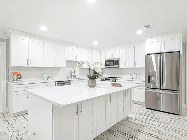 $779,900 | 555 Wildwood Drive, New Smyrna Beach, FL 32168