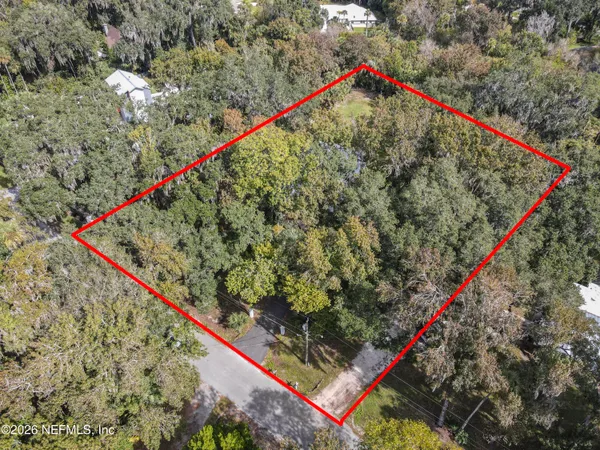 $779,900 | 555 Wildwood Drive, New Smyrna Beach, FL 32168