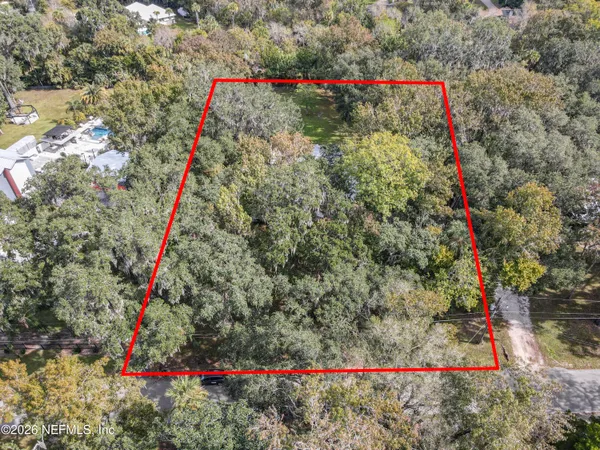 $779,900 | 555 Wildwood Drive, New Smyrna Beach, FL 32168