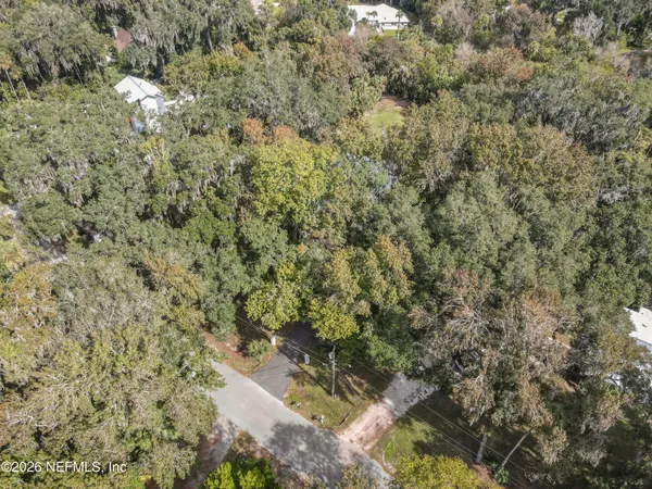 $779,900 | 555 Wildwood Drive, New Smyrna Beach, FL 32168