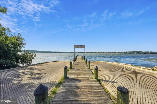 $365,000 | 6336 South Lake Court, Unit 6336, Bryans Road, MD 20616