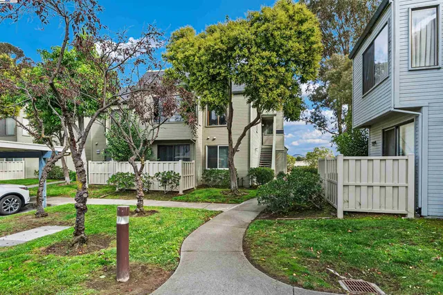 $385,000 | 2742 East Court, Richmond, CA 94806