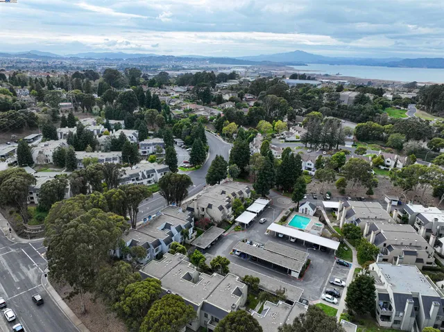 $385,000 | 2742 East Court, Richmond, CA 94806