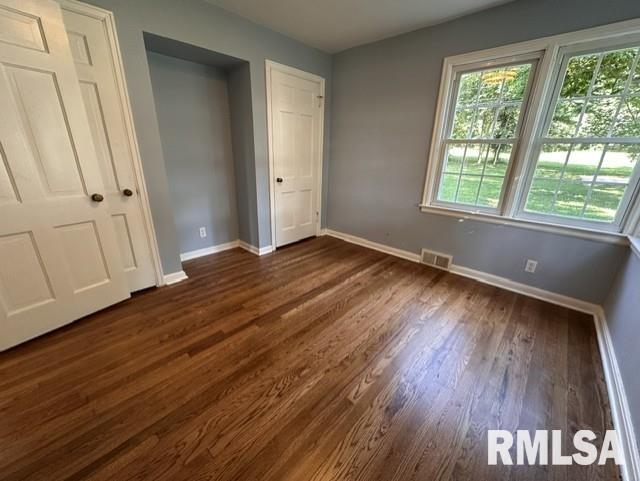 1210 Edgehill Road Jacksonville, IL 62650 - Photo 17 of 36 Gallery Image 17