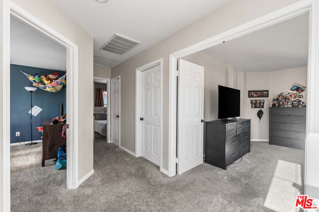 40248 Reata Road Palmdale, CA 93550 - Photo 19 of 37 Gallery Image 19