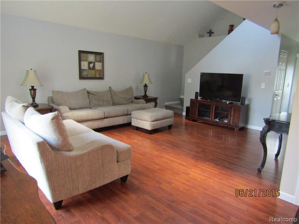 4622 Orvis Road Newport, MI 48166 - Photo 5 of 55 Living