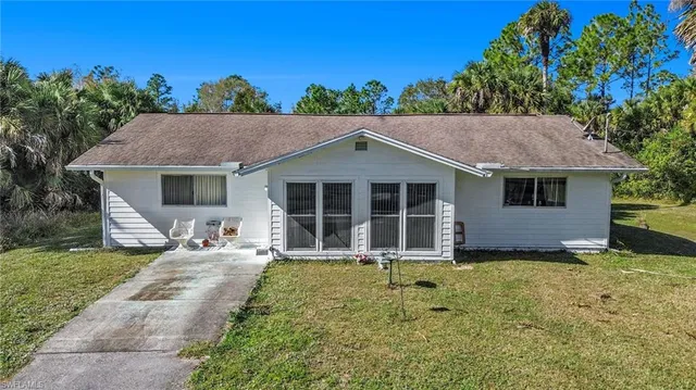 $379,000 | 1741 Desoto Boulevard South, Naples, FL 34117