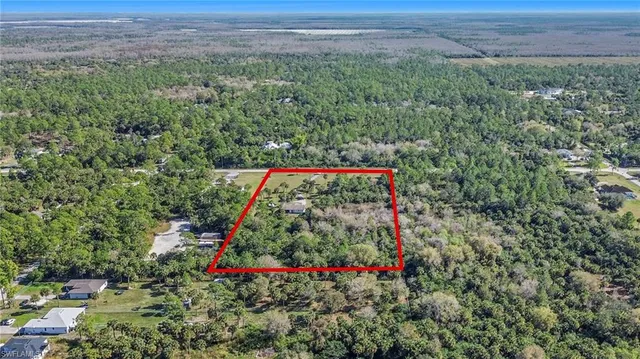 $379,000 | 1741 Desoto Boulevard South, Naples, FL 34117