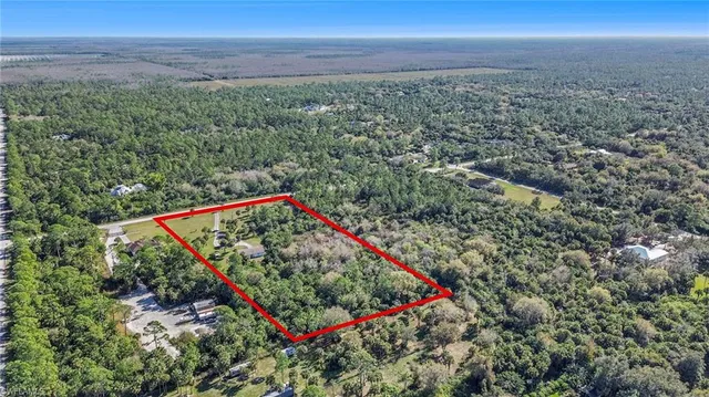 $379,000 | 1741 Desoto Boulevard South, Naples, FL 34117