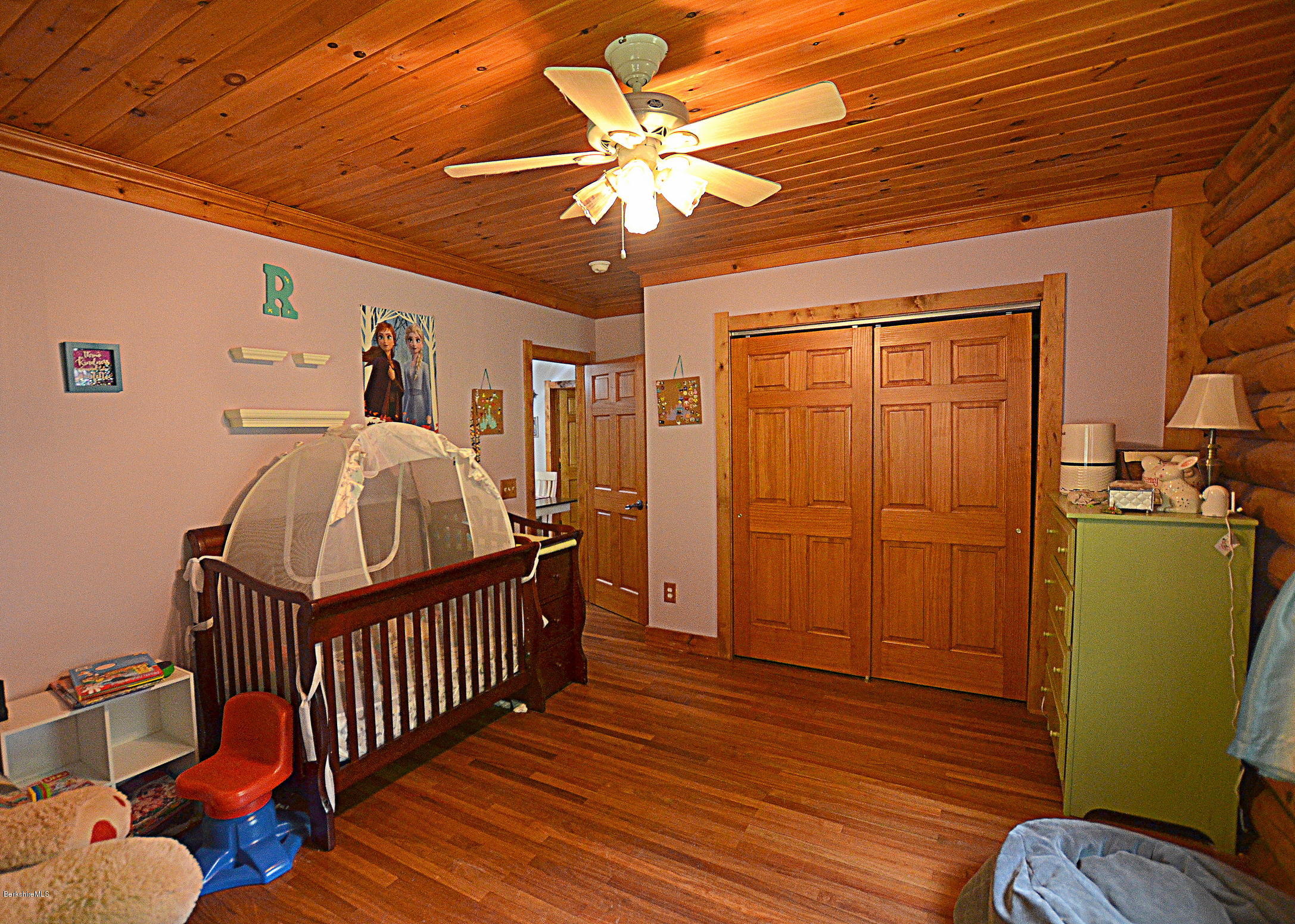 68 Cross Place Road Washington, MA 01223 - Photo 21 of 38 a view of a room with furniture and wooden floor